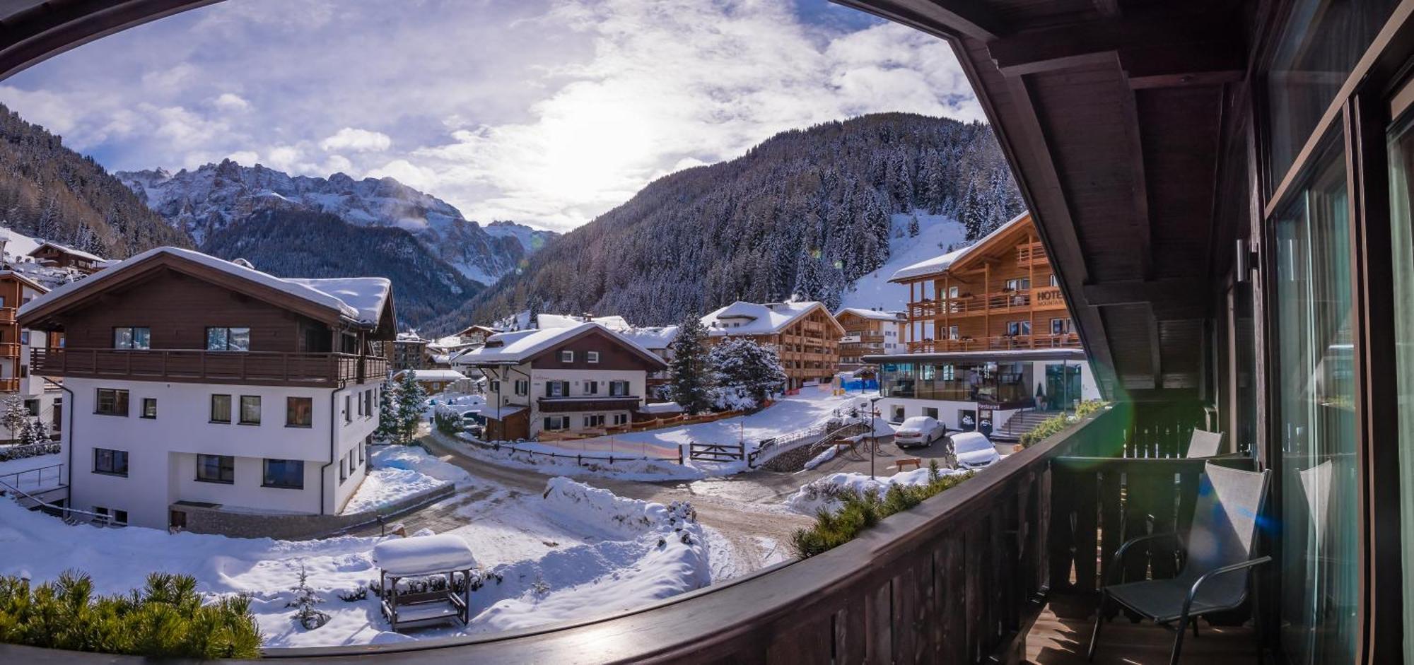 Chalet Elisabeth Dolomites Alpin & Charme Selva di Val Gardena Exterior foto