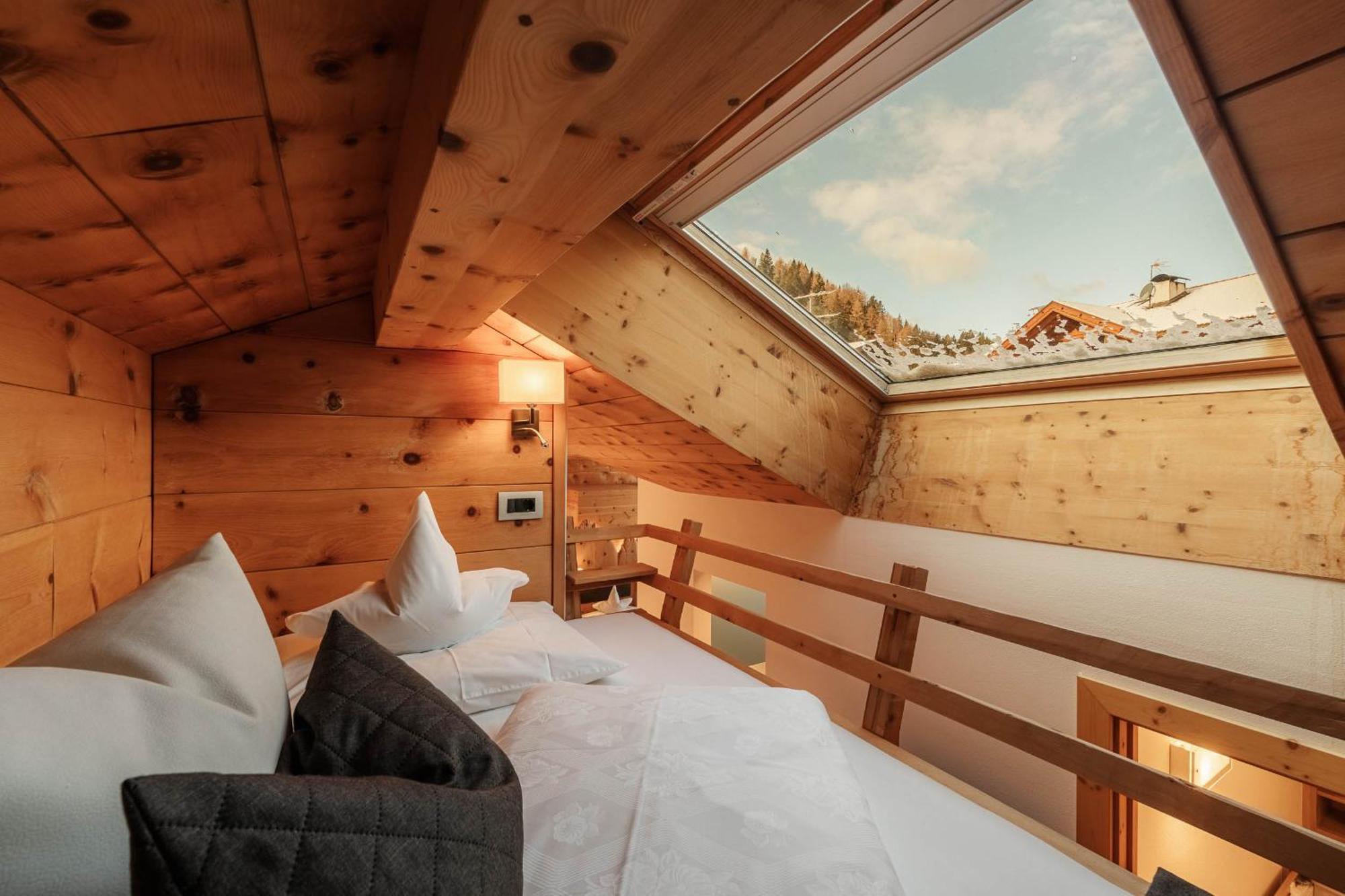 Chalet Elisabeth Dolomites Alpin & Charme Selva di Val Gardena Exterior foto