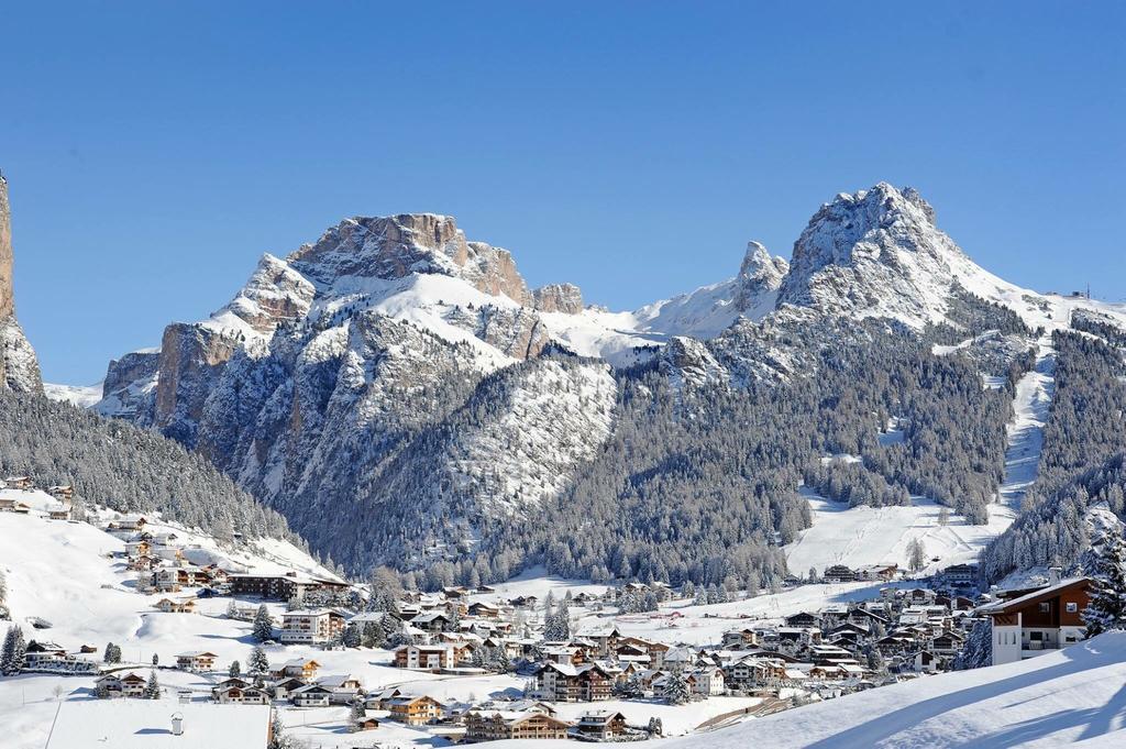 Chalet Elisabeth Dolomites Alpin & Charme Hotel Selva di Val Gardena Exterior foto